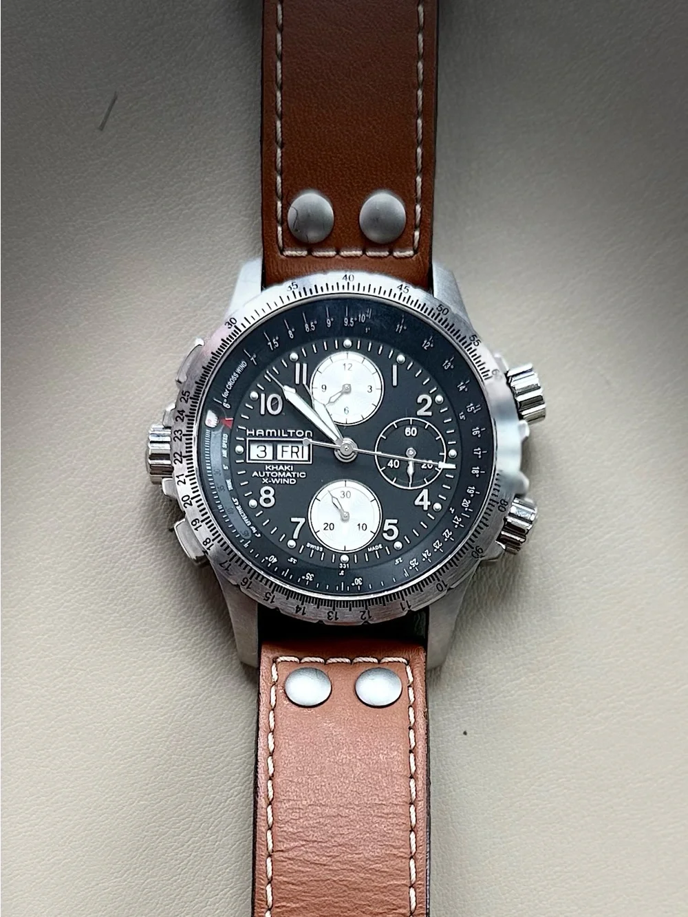 Hamilton pilot style